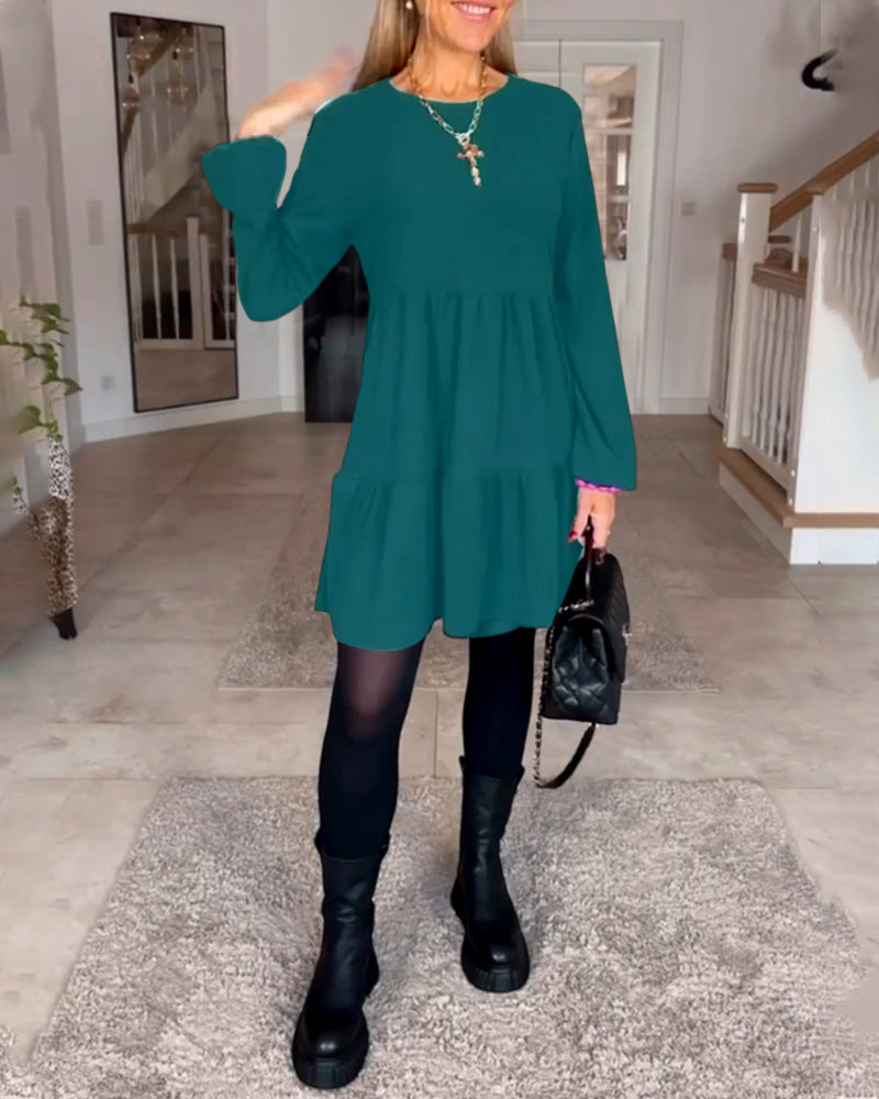 Simple solid color long sleeve dress