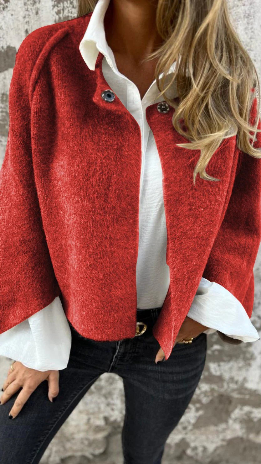 Women&#39;s Coat with Round Neck and Long Sleeves