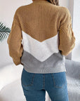 Elegant Two-Tone Crew Neck Sweater for Women's