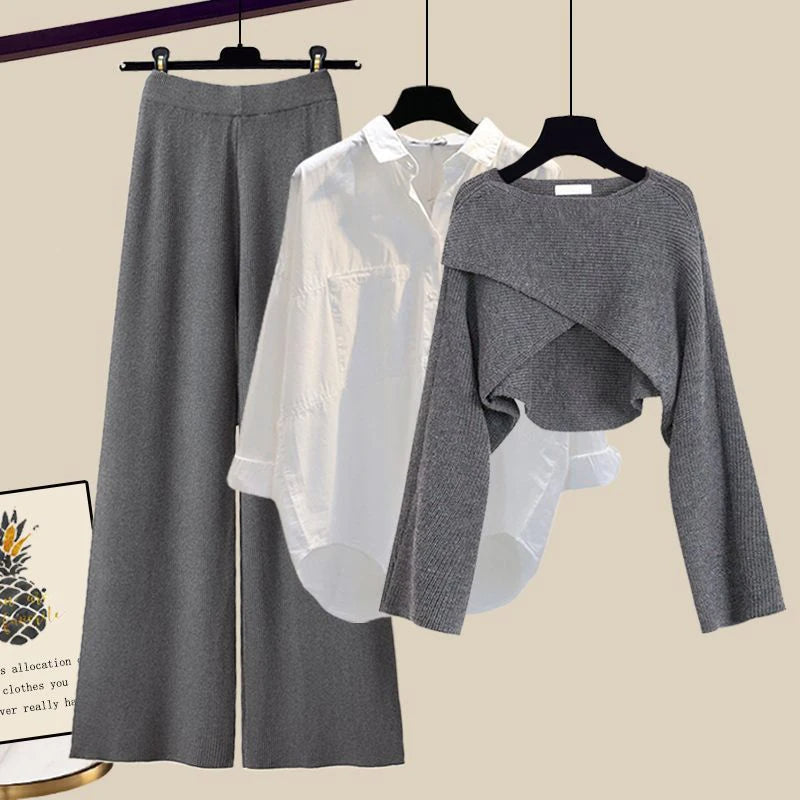 Mia™ – comfortable, three-piece set of soft long-sleeved tops